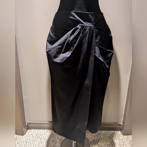 Lord & Taylor skirt - Picture 1 of 6